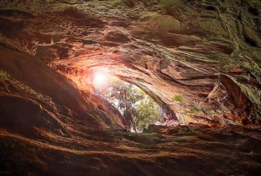 Пещера Равана